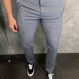 Calça Alfaiataria Slim Fivela Para Ajuste Mini Xadrez Barezy