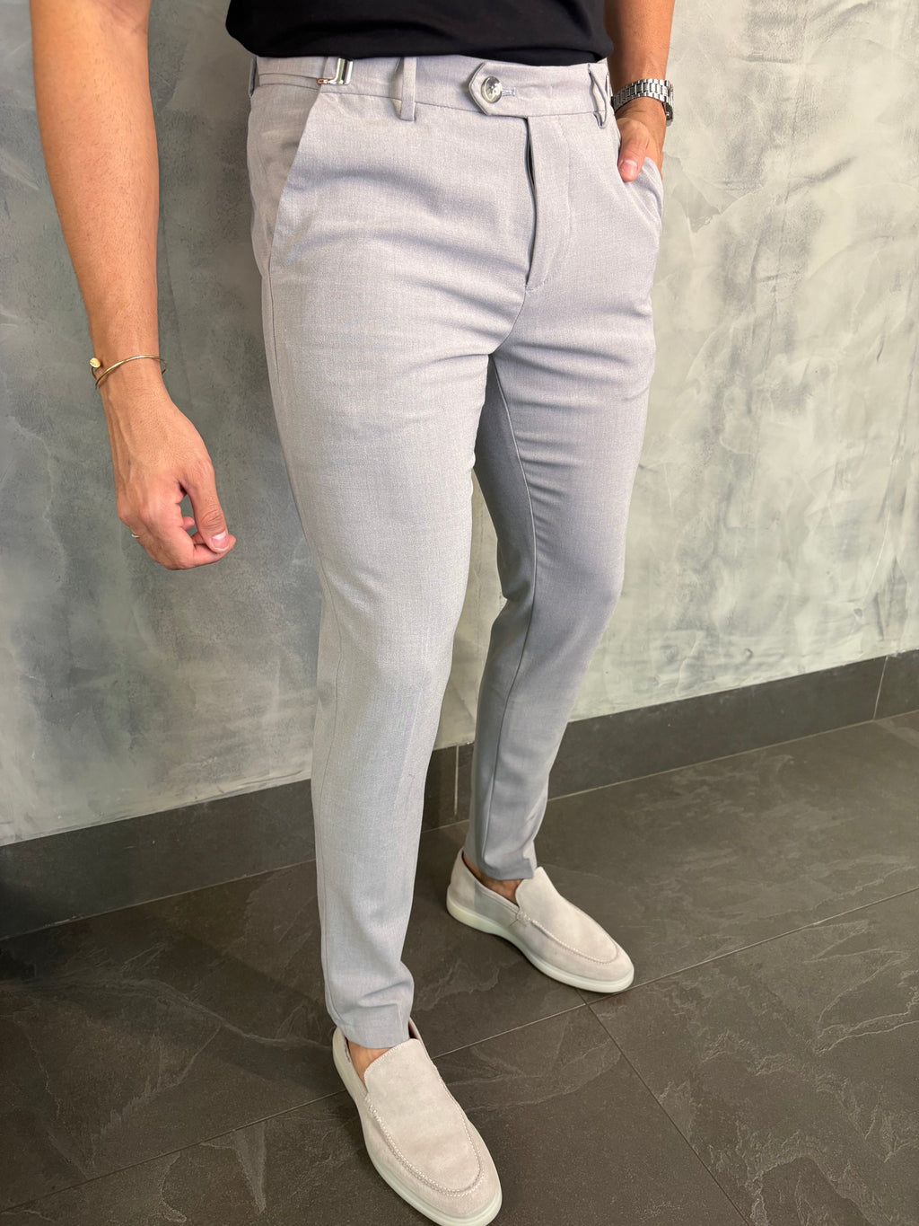 Calça Alf Atenas Ajuste Fivela Ponto H Cinza