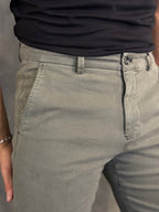 Calça Alf Sarja Comfort Skinny Ponto H Verde Floresta