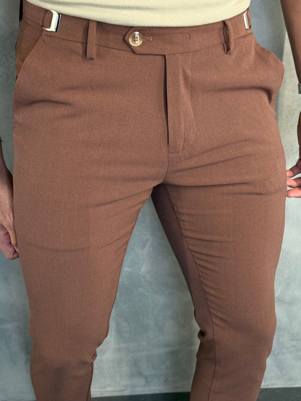 Calça Alf Atenas Ajuste Fivela Ponto H Café