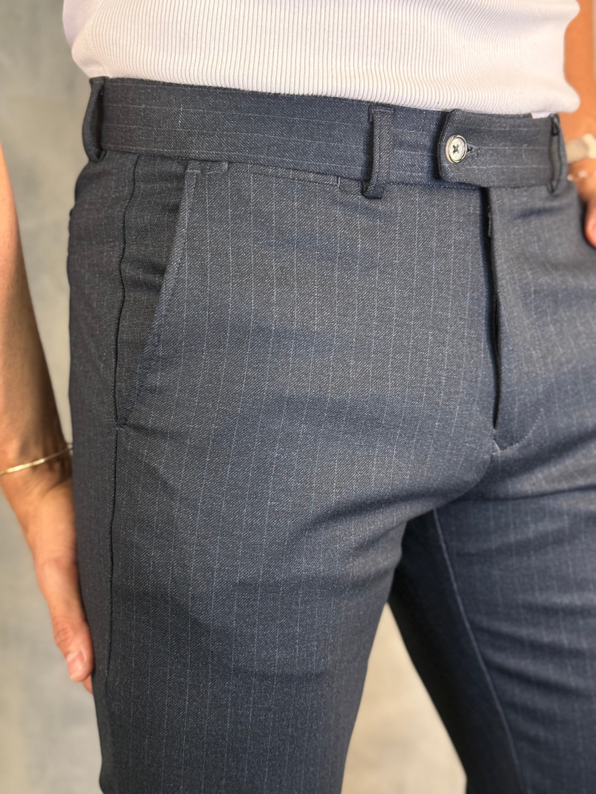 Calça Alf Malha Slim Risca De Giz Ponto H Marinho