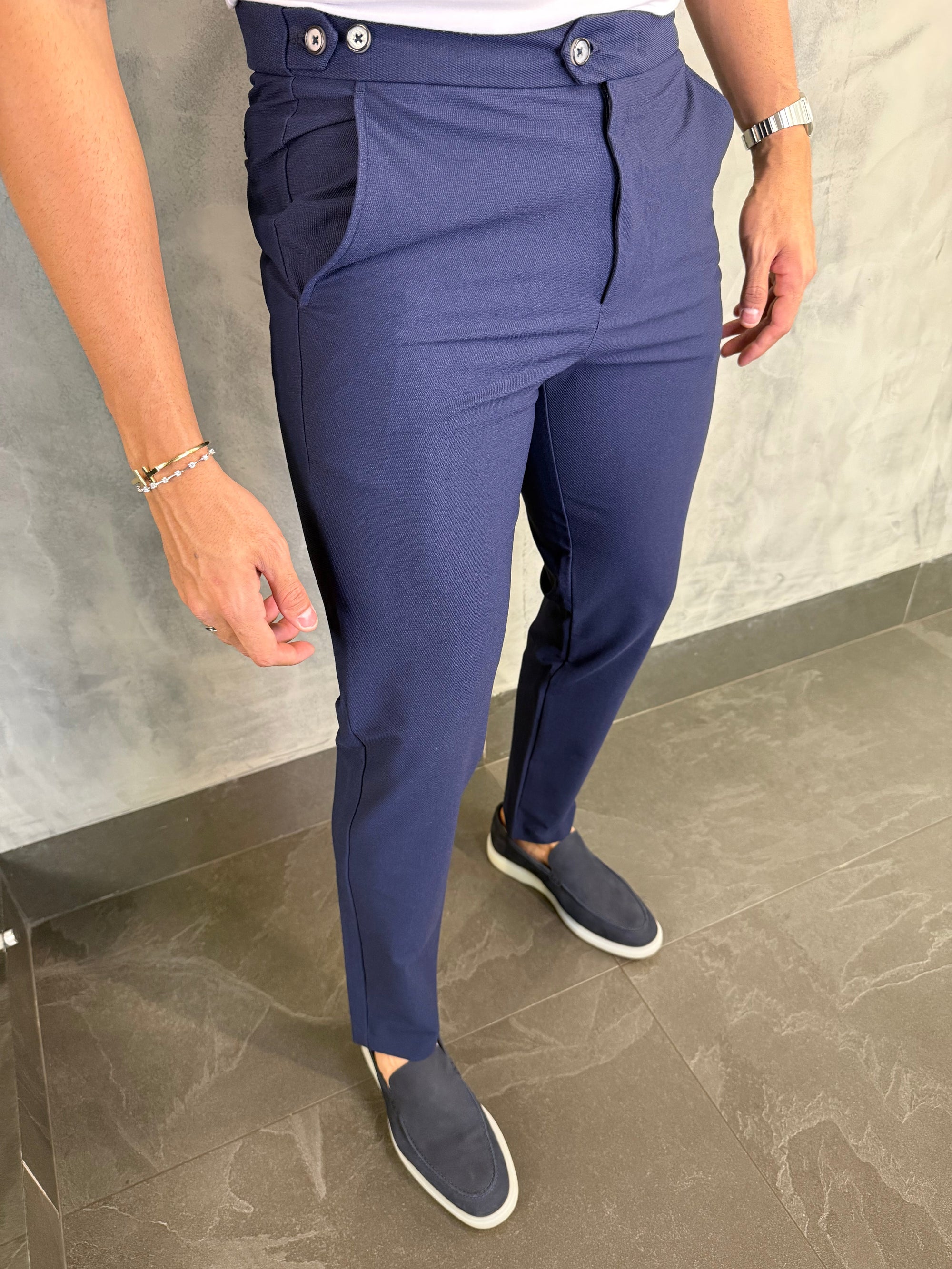 Calça Alfaiataria Skinny Com Ajuste Botão Elástico Ponto H Marinho