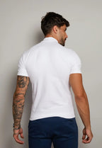 Camiseta Slim Gola Alta Branca