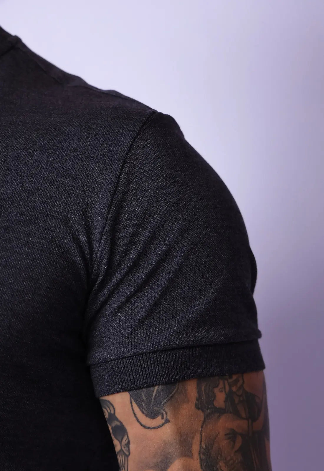 Camiseta Gola Padre Zíper Chumbo