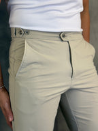 Calça Alfaiataria Skinny Com Ajuste Botão Elástico Ponto H Areia