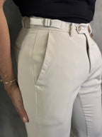 Calça Alfaiataria Verona Ajuste Lateral Ponto H Areia