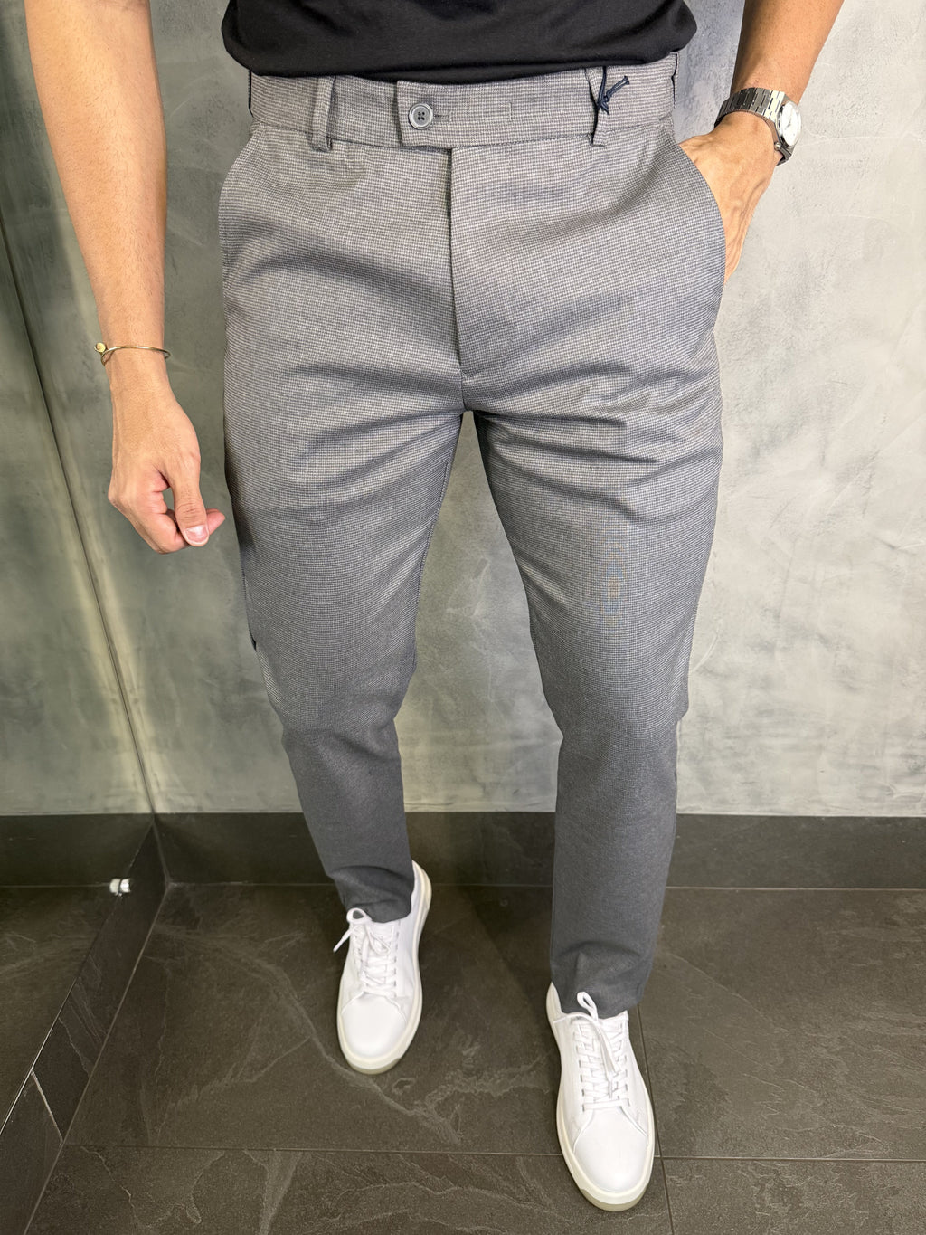 Calça Alfaiataria Skinny Com Cintura Elástica Barezy