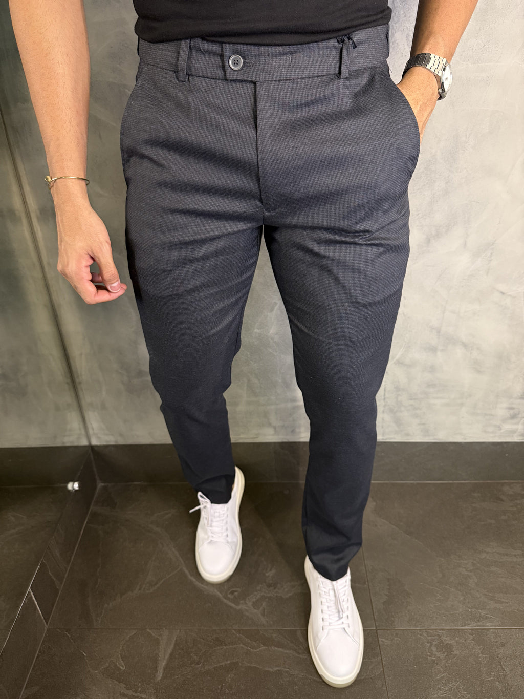 Calça Alfaiataria Skinny Com Cintura Elástica Barezy