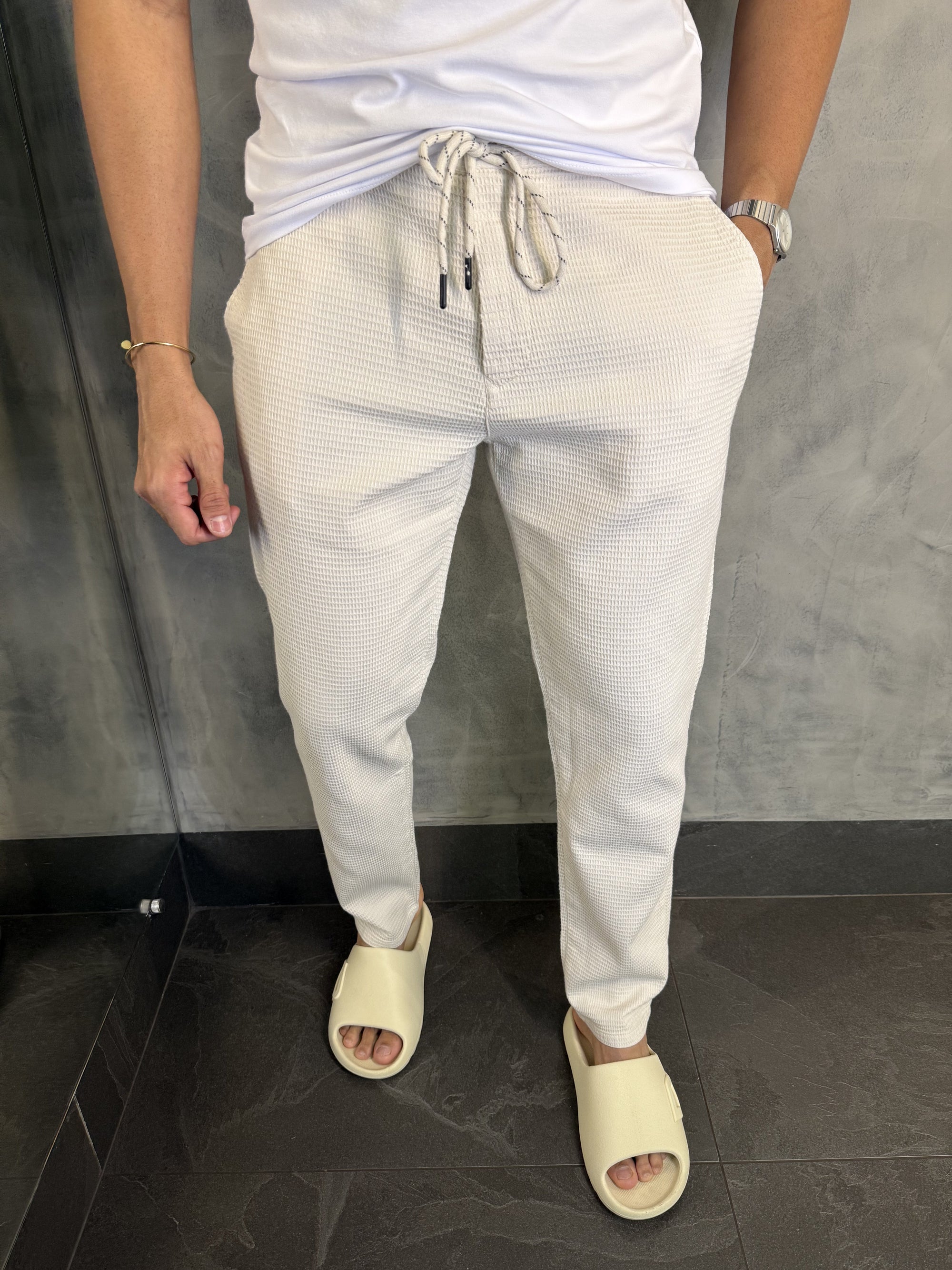Calça Slim Texturizada Barezy