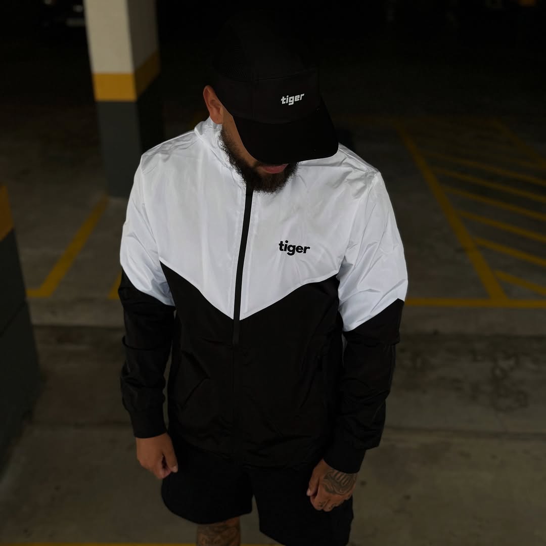 Jaqueta Corta 5 Cores Disponível