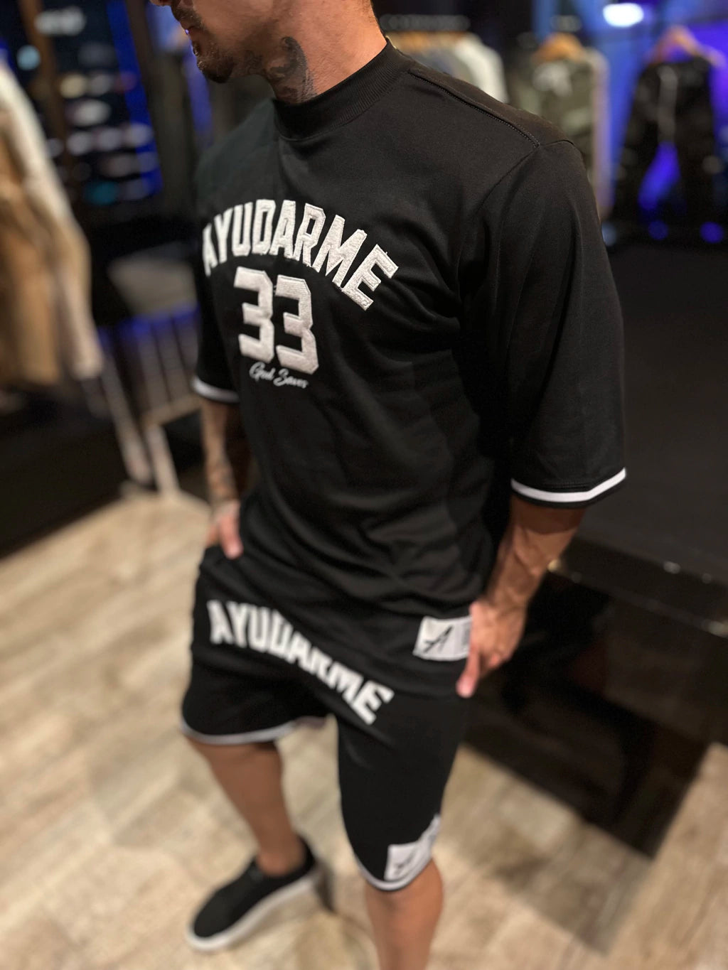 Conjunto Over Ayu 33 Black/White