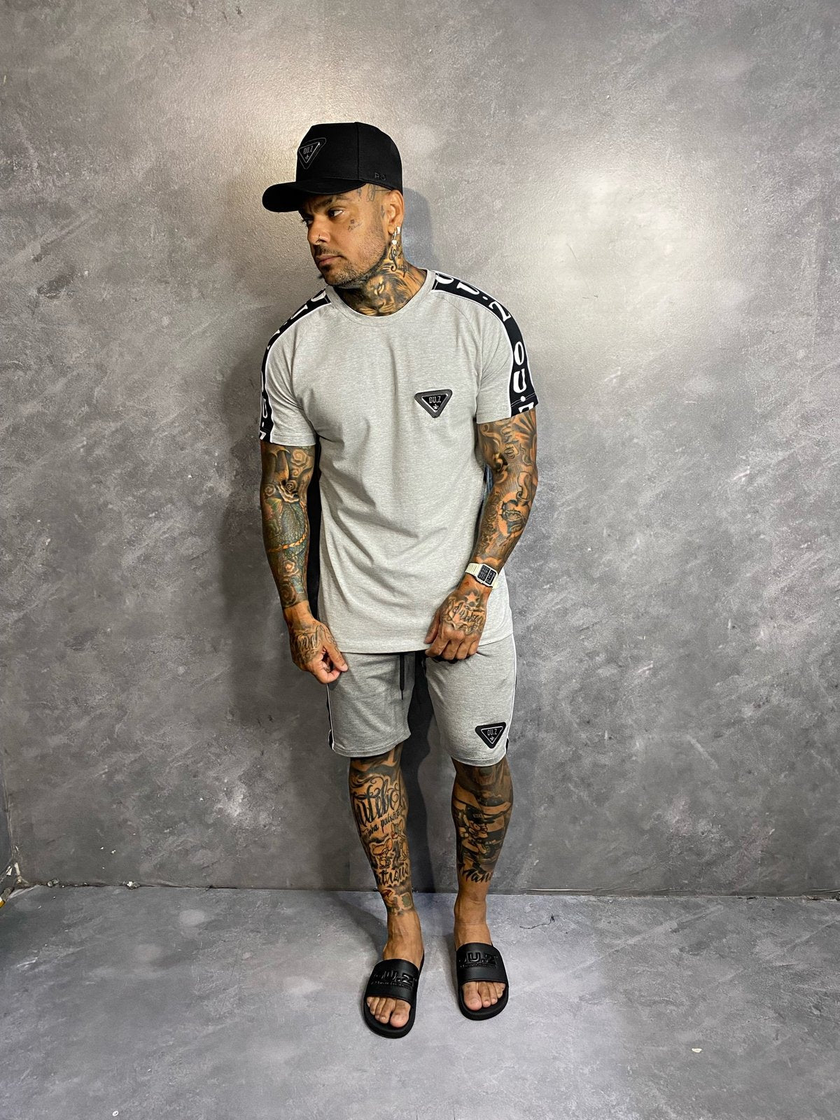 Conjunto Slim Lost Camiseta E Shorts Cinza