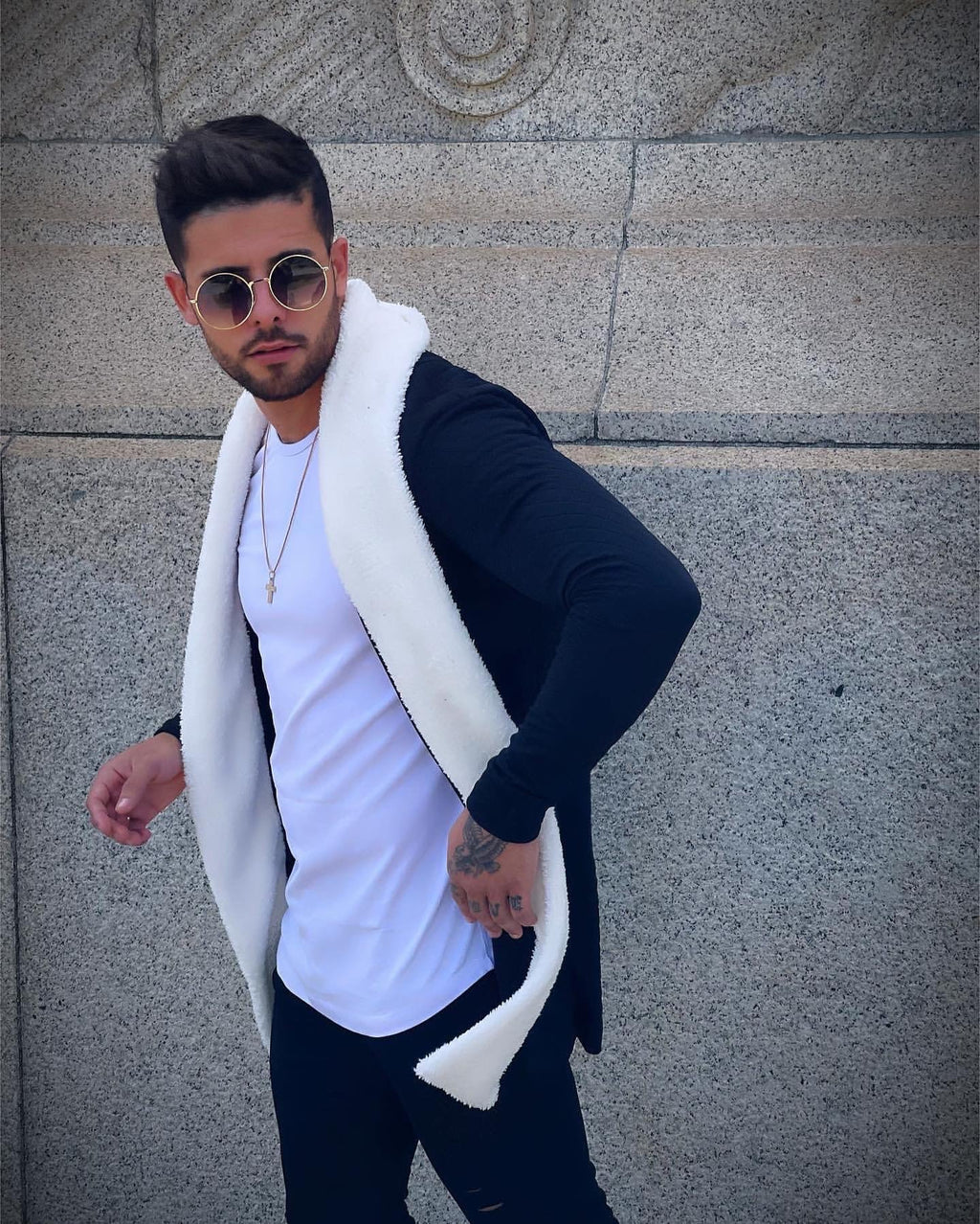 Cardigan Lost Preto Lux